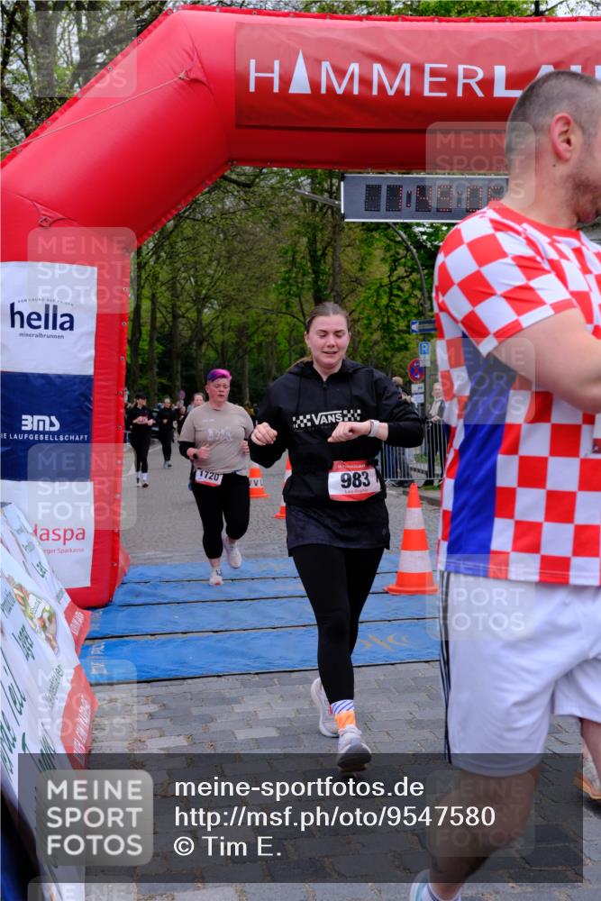 19.04.2026 - Hammer Lauf Tim E. http://msf.ph/oto/9547580 19.04.2026 12:49:13 Ziel 226, 658, 659, 663, 678, 983, 984, 1209, 1224, 1252, 1630, 1720, 1739, 1831 meine-sportfotos.de