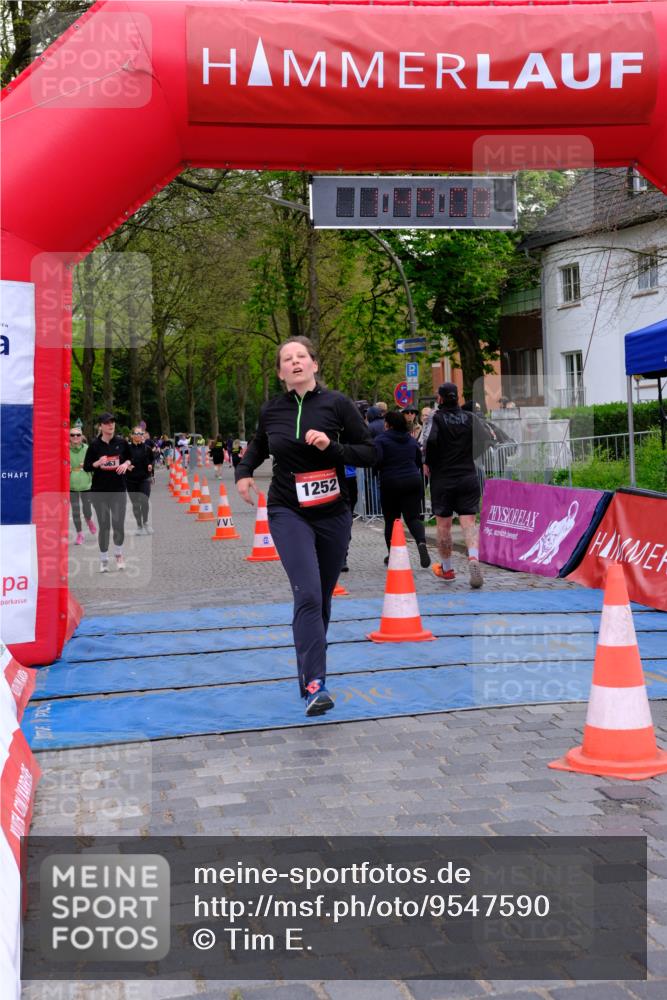 19.04.2026 - Hammer Lauf Tim E. http://msf.ph/oto/9547590 19.04.2026 12:49:16 Ziel 658, 659, 663, 678, 754, 983, 984, 1252, 1720 meine-sportfotos.de