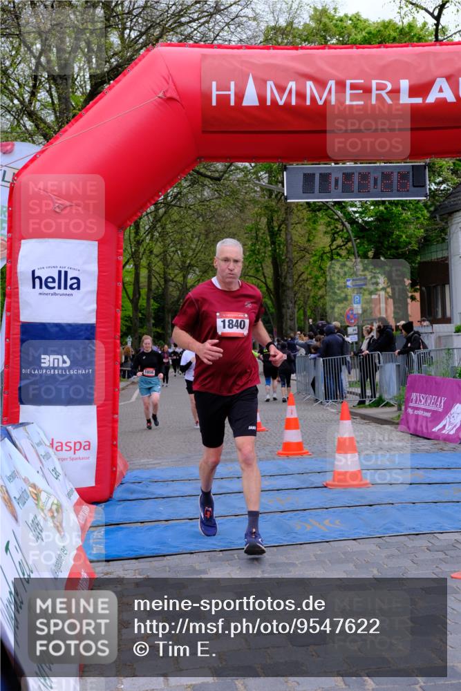 19.04.2026 - Hammer Lauf Tim E. http://msf.ph/oto/9547622 19.04.2026 12:49:33 Ziel 719, 807, 1840, 1856, 1857 meine-sportfotos.de