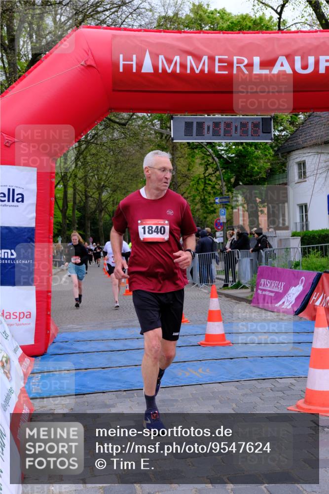19.04.2026 - Hammer Lauf Tim E. http://msf.ph/oto/9547624 19.04.2026 12:49:34 Ziel 807, 1840, 1856, 1857 meine-sportfotos.de