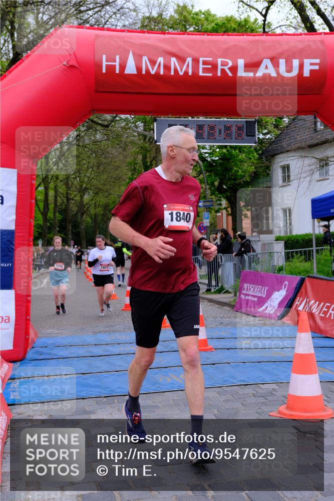 19.04.2026 - Hammer Lauf Tim E. http://msf.ph/oto/9547625 19.04.2026 12:49:34 Ziel 807, 1840, 1856, 1857 meine-sportfotos.de