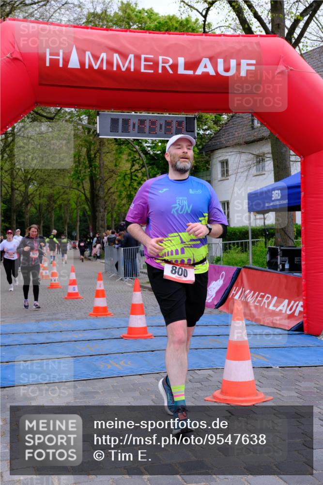 19.04.2026 - Hammer Lauf Tim E. http://msf.ph/oto/9547638 19.04.2026 12:49:42 Ziel 800, 923, 1581, 1927 meine-sportfotos.de