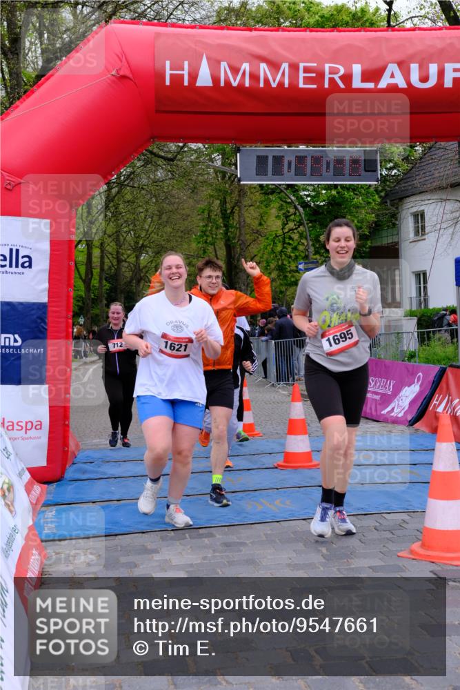 19.04.2026 - Hammer Lauf Tim E. http://msf.ph/oto/9547661 19.04.2026 12:49:55 Ziel 549, 604, 712, 713, 802, 1322, 1621, 1695, 1733, 1781, 1824 meine-sportfotos.de