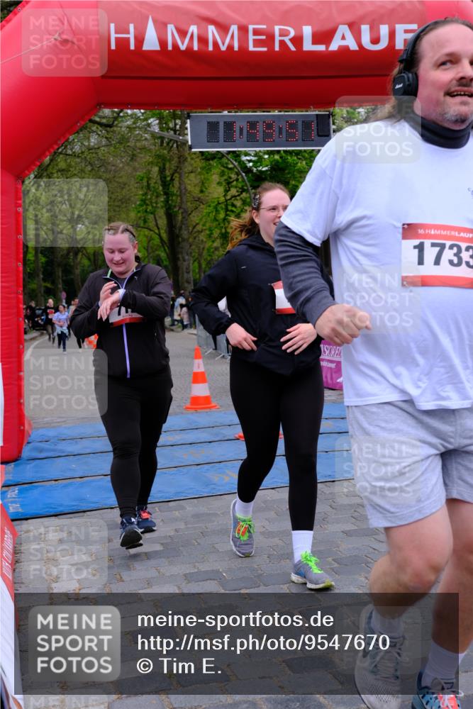 19.04.2026 - Hammer Lauf Tim E. http://msf.ph/oto/9547670 19.04.2026 12:49:59 Ziel 22, 549, 604, 712, 713, 802, 1322, 1621, 1695, 1733, 1781 meine-sportfotos.de