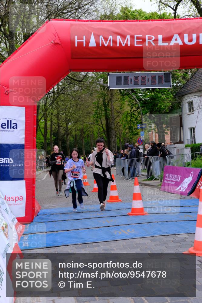 19.04.2026 - Hammer Lauf Tim E. http://msf.ph/oto/9547678 19.04.2026 12:50:05 Ziel 22, 403, 979, 1076, 1077, 1291, 1591, 1592 meine-sportfotos.de