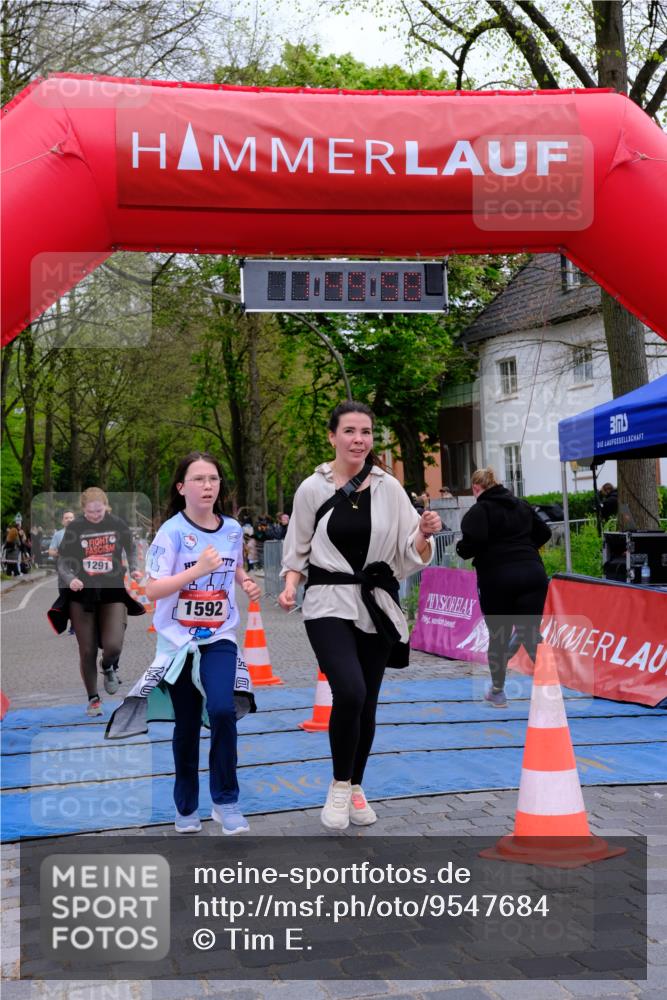19.04.2026 - Hammer Lauf Tim E. http://msf.ph/oto/9547684 19.04.2026 12:50:06 Ziel 22, 403, 979, 1076, 1077, 1291, 1591, 1592 meine-sportfotos.de