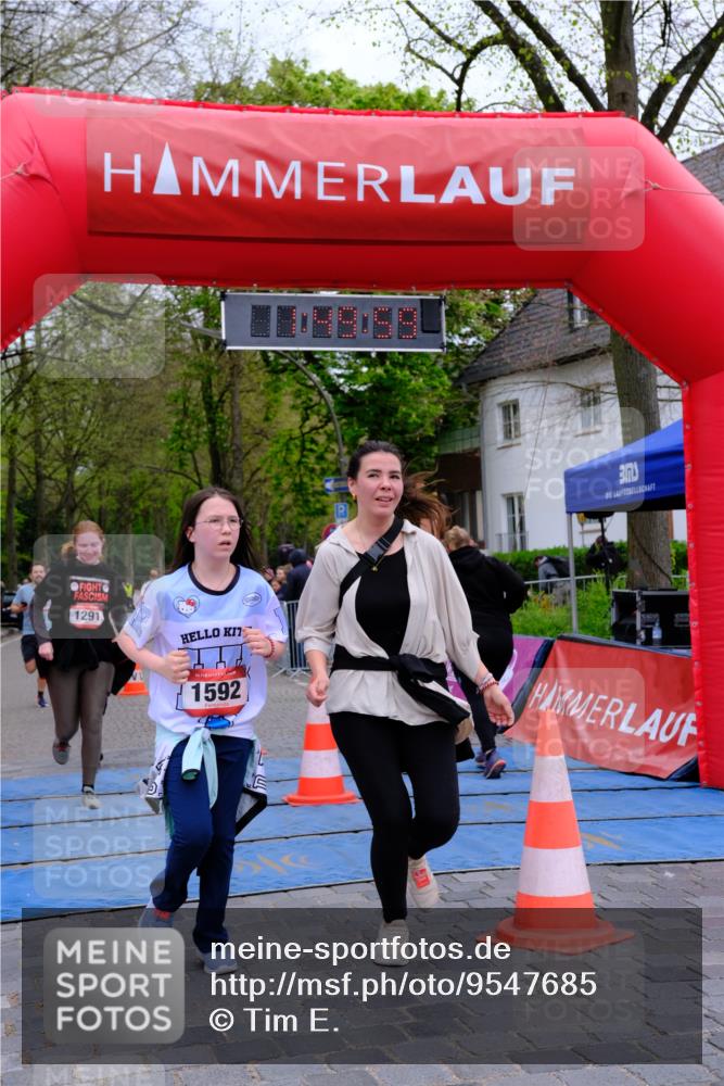 19.04.2026 - Hammer Lauf Tim E. http://msf.ph/oto/9547685 19.04.2026 12:50:06 Ziel 22, 403, 979, 1076, 1077, 1291, 1591, 1592 meine-sportfotos.de