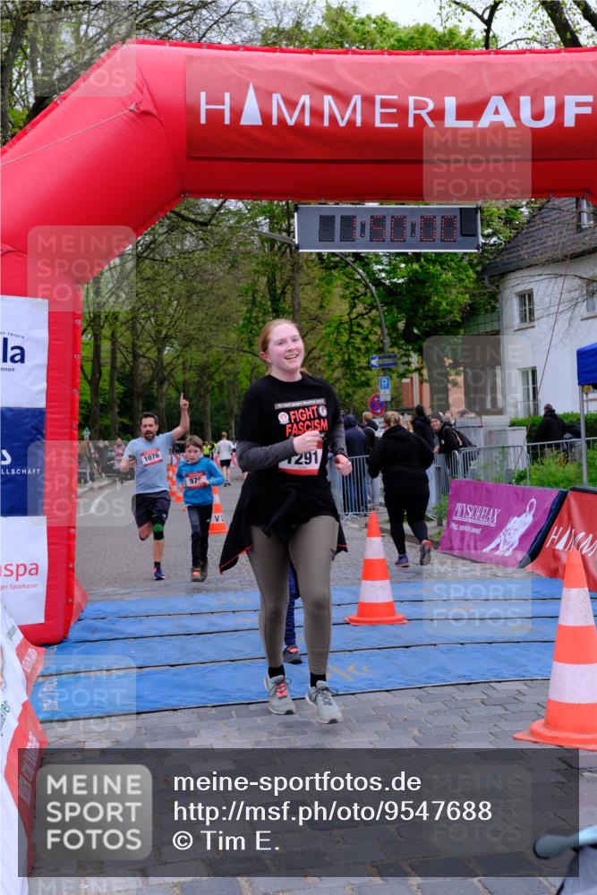 19.04.2026 - Hammer Lauf Tim E. http://msf.ph/oto/9547688 19.04.2026 12:50:08 Ziel 403, 979, 1076, 1077, 1291, 1591, 1592 meine-sportfotos.de