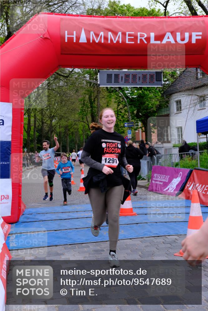 19.04.2026 - Hammer Lauf Tim E. http://msf.ph/oto/9547689 19.04.2026 12:50:08 Ziel 403, 979, 1076, 1077, 1291, 1591, 1592 meine-sportfotos.de