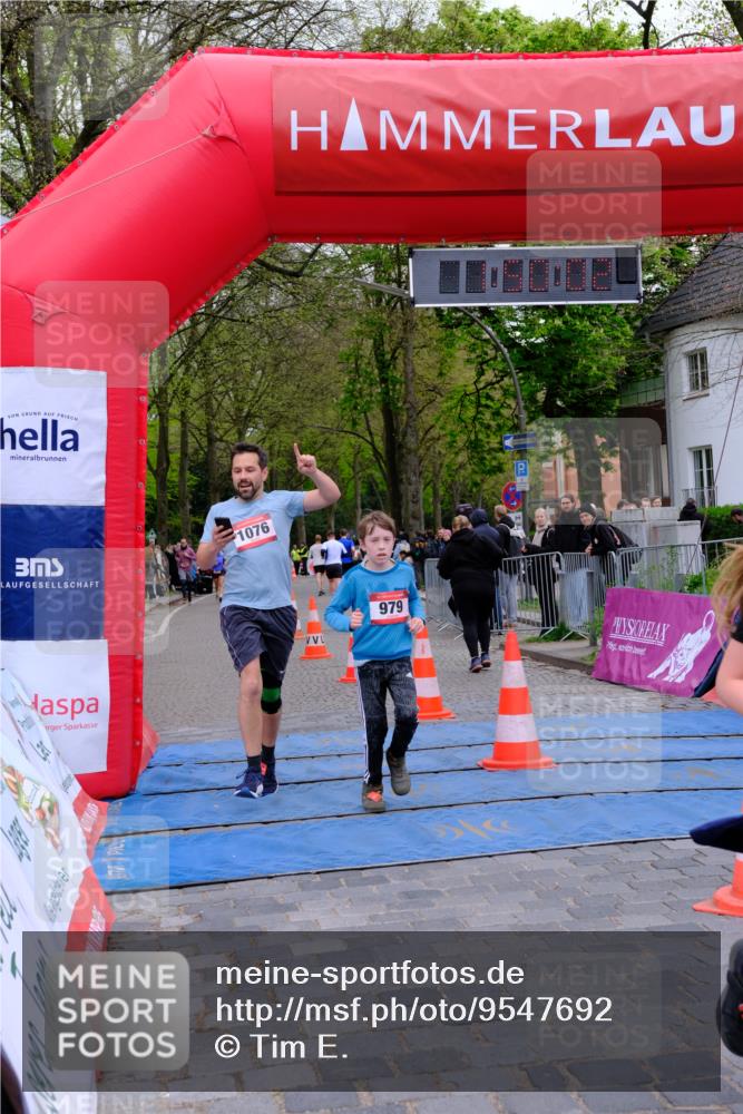 19.04.2026 - Hammer Lauf Tim E. http://msf.ph/oto/9547692 19.04.2026 12:50:09 Ziel 403, 979, 1076, 1077, 1291, 1591, 1592 meine-sportfotos.de