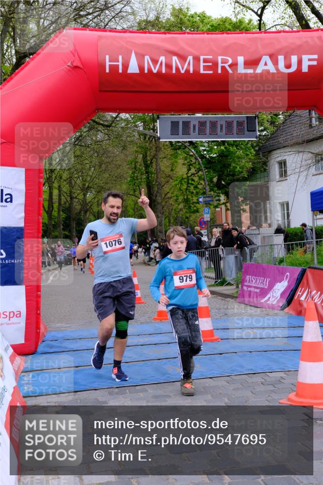 19.04.2026 - Hammer Lauf Tim E. http://msf.ph/oto/9547695 19.04.2026 12:50:10 Ziel 403, 979, 1076, 1077, 1291, 1591, 1592 meine-sportfotos.de