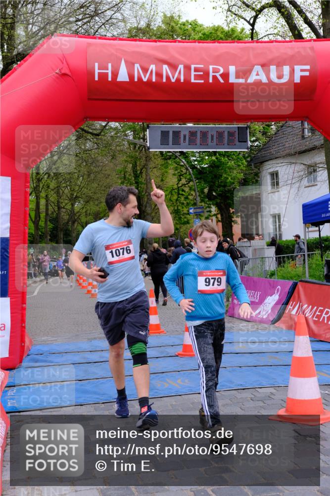 19.04.2026 - Hammer Lauf Tim E. http://msf.ph/oto/9547698 19.04.2026 12:50:11 Ziel 403, 979, 1076, 1077, 1291 meine-sportfotos.de