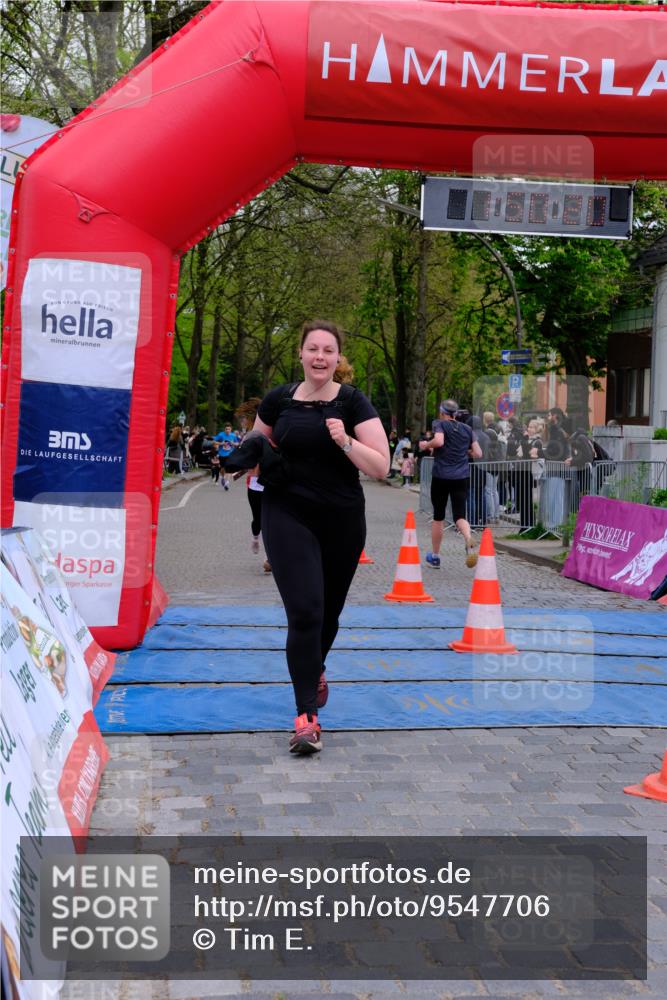 19.04.2026 - Hammer Lauf Tim E. http://msf.ph/oto/9547706 19.04.2026 12:50:28 Ziel 693, 860, 1587 meine-sportfotos.de