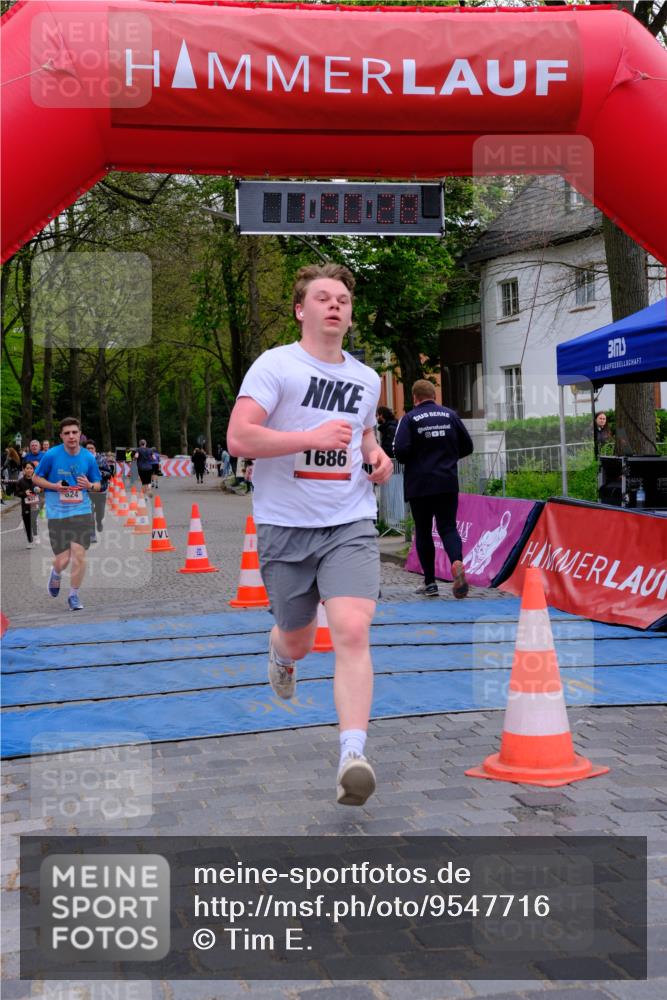 19.04.2026 - Hammer Lauf Tim E. http://msf.ph/oto/9547716 19.04.2026 12:50:36 Ziel 262, 342, 624, 932, 1686 meine-sportfotos.de