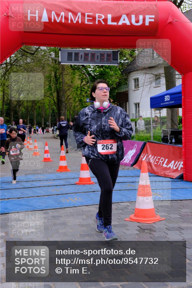 19.04.2026 - Hammer Lauf Tim E. http://msf.ph/oto/9547732 19.04.2026 12:50:40 Ziel 262, 624, 854, 855, 932, 1686, 1719 meine-sportfotos.de