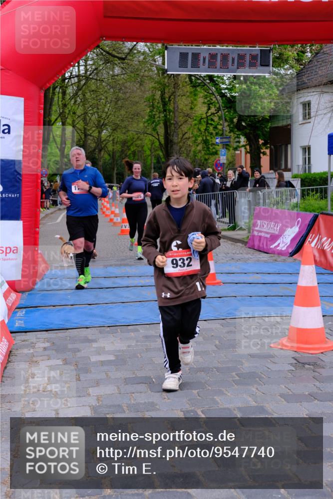 19.04.2026 - Hammer Lauf Tim E. http://msf.ph/oto/9547740 19.04.2026 12:50:43 Ziel 262, 854, 855, 932, 969, 1719 meine-sportfotos.de