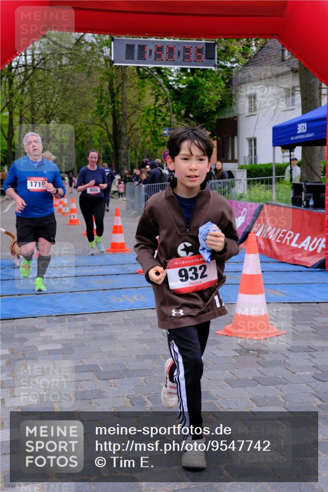 19.04.2026 - Hammer Lauf Tim E. http://msf.ph/oto/9547742 19.04.2026 12:50:44 Ziel 262, 854, 855, 932, 969, 1719 meine-sportfotos.de