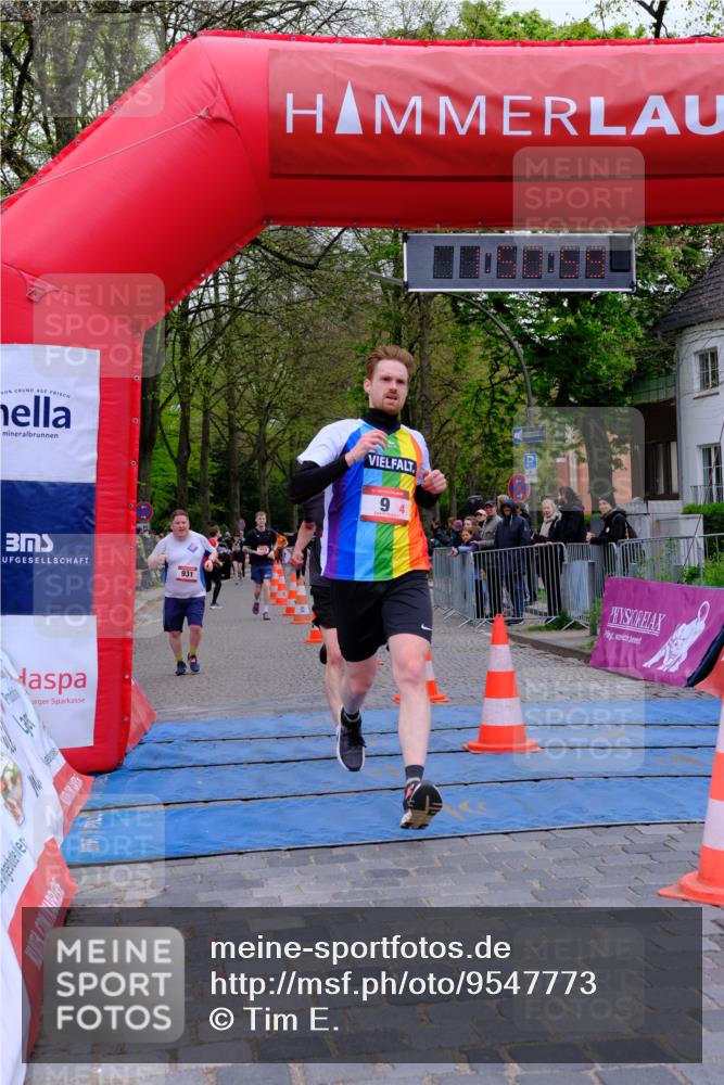 19.04.2026 - Hammer Lauf Tim E. http://msf.ph/oto/9547773 19.04.2026 12:51:07 Ziel 9, 10, 931 meine-sportfotos.de