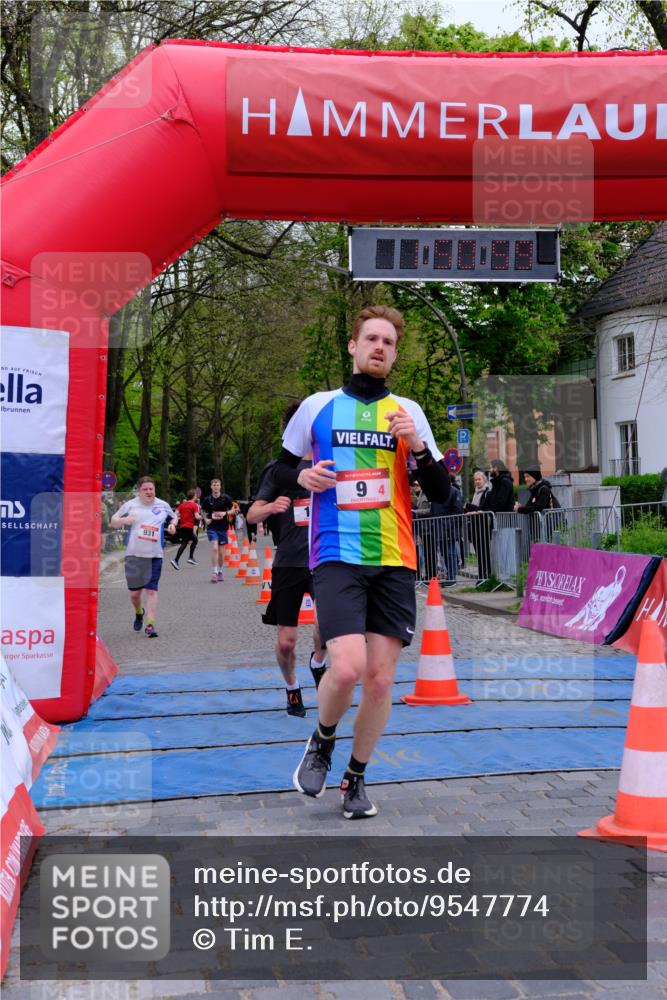 19.04.2026 - Hammer Lauf Tim E. http://msf.ph/oto/9547774 19.04.2026 12:51:07 Ziel 9, 10, 931 meine-sportfotos.de