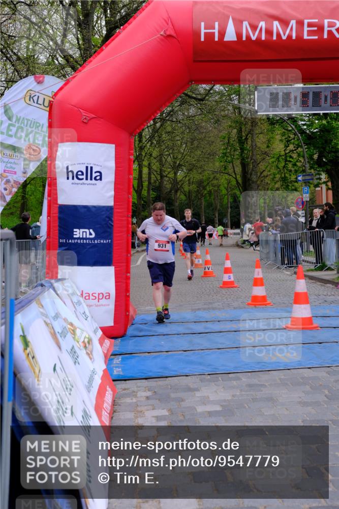 19.04.2026 - Hammer Lauf Tim E. http://msf.ph/oto/9547779 19.04.2026 12:51:09 Ziel 9, 10, 409, 931 meine-sportfotos.de