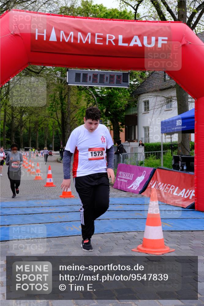 19.04.2026 - Hammer Lauf Tim E. http://msf.ph/oto/9547839 19.04.2026 12:51:42 Ziel 468, 952, 1069, 1103, 1573, 1584 meine-sportfotos.de