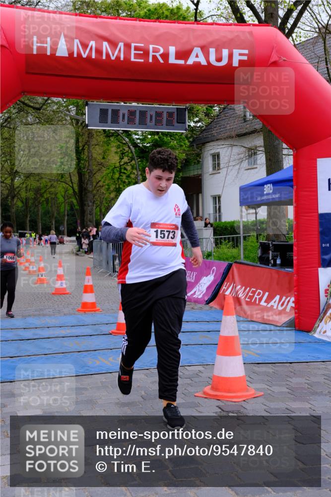 19.04.2026 - Hammer Lauf Tim E. http://msf.ph/oto/9547840 19.04.2026 12:51:42 Ziel 468, 952, 1069, 1103, 1573, 1584 meine-sportfotos.de