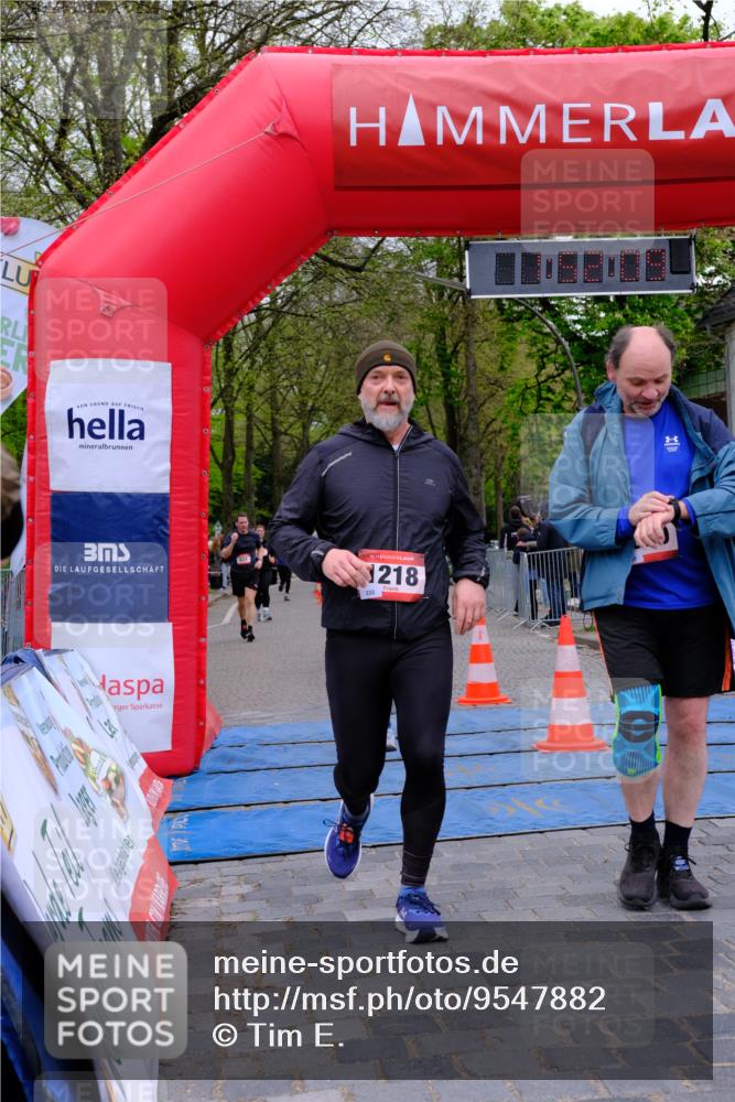 19.04.2026 - Hammer Lauf Tim E. http://msf.ph/oto/9547882 19.04.2026 12:52:17 Ziel 437, 1218, 1231, 1690 meine-sportfotos.de