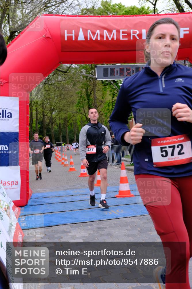19.04.2026 - Hammer Lauf Tim E. http://msf.ph/oto/9547886 19.04.2026 12:52:20 Ziel 437, 631, 738, 775, 1218, 1231, 1690 meine-sportfotos.de