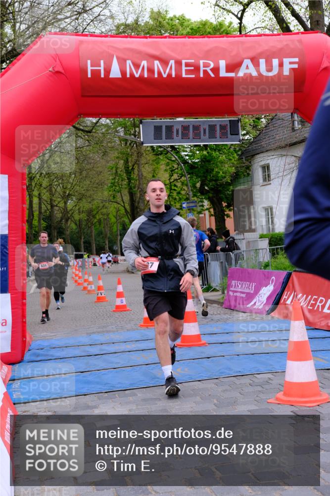19.04.2026 - Hammer Lauf Tim E. http://msf.ph/oto/9547888 19.04.2026 12:52:20 Ziel 437, 631, 738, 775, 1218, 1231, 1690 meine-sportfotos.de