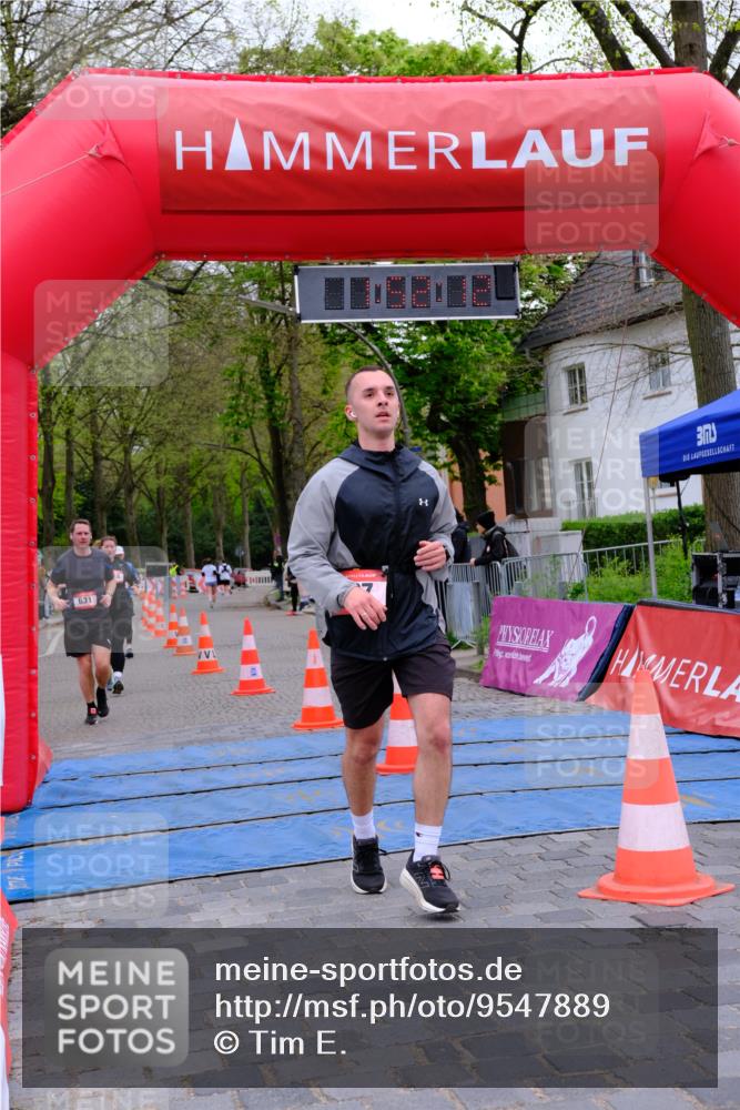 19.04.2026 - Hammer Lauf Tim E. http://msf.ph/oto/9547889 19.04.2026 12:52:20 Ziel 437, 631, 738, 775, 1218, 1231, 1690 meine-sportfotos.de