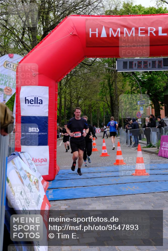 19.04.2026 - Hammer Lauf Tim E. http://msf.ph/oto/9547893 19.04.2026 12:52:22 Ziel 297, 437, 631, 738, 775, 1231 meine-sportfotos.de
