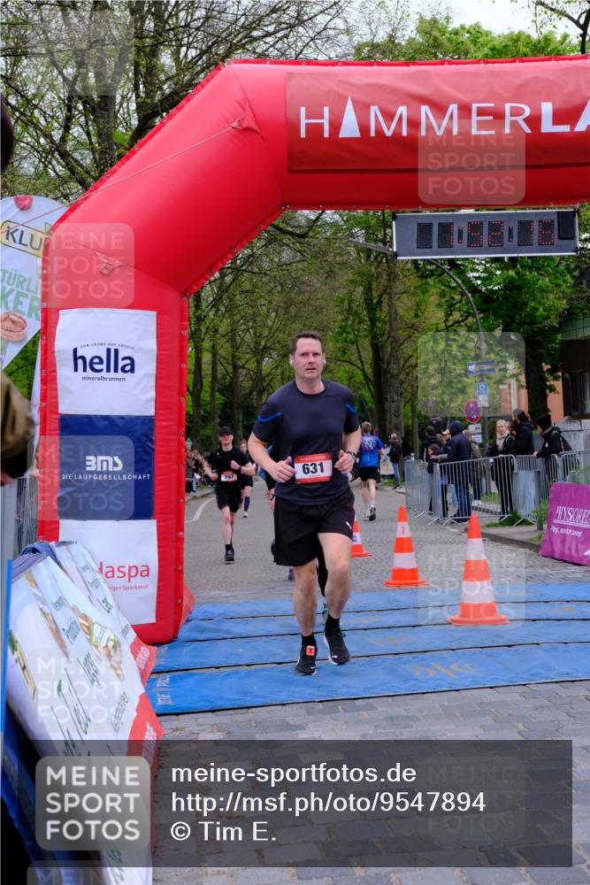 19.04.2026 - Hammer Lauf Tim E. http://msf.ph/oto/9547894 19.04.2026 12:52:23 Ziel 297, 437, 631, 738, 775, 1231 meine-sportfotos.de