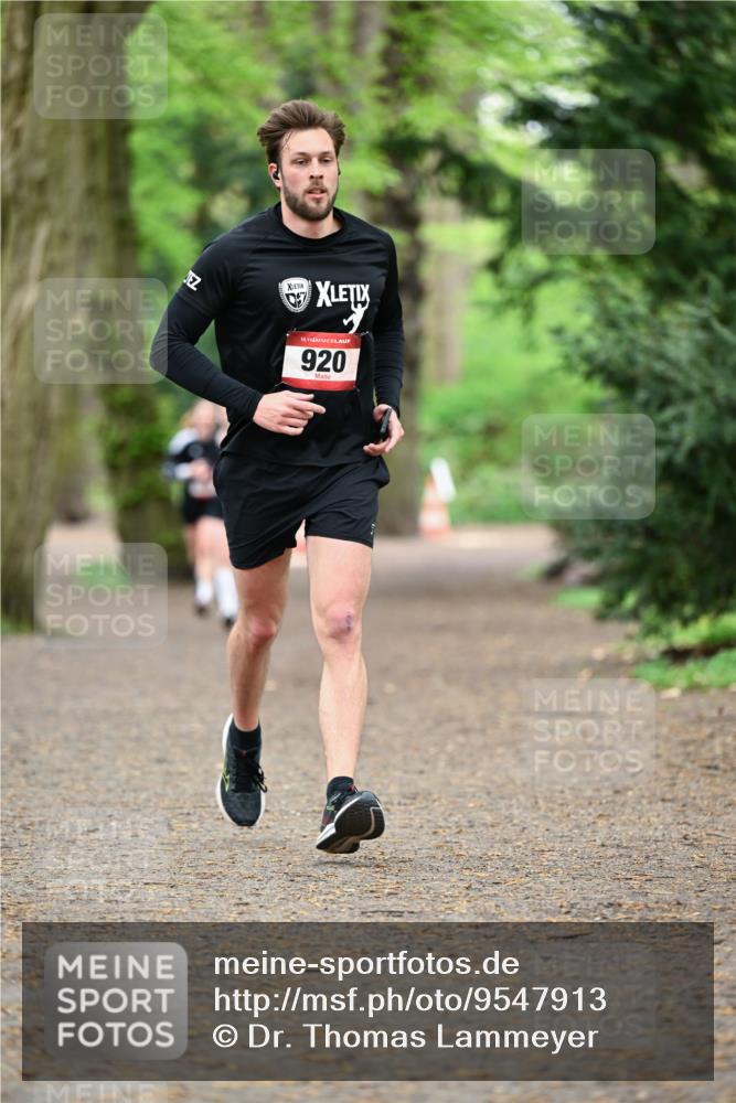 19.04.2026 - Hammer Lauf Dr. Thomas Lammeyer http://msf.ph/oto/9547913 19.04.2026 11:30:19 Laufen 920 meine-sportfotos.de