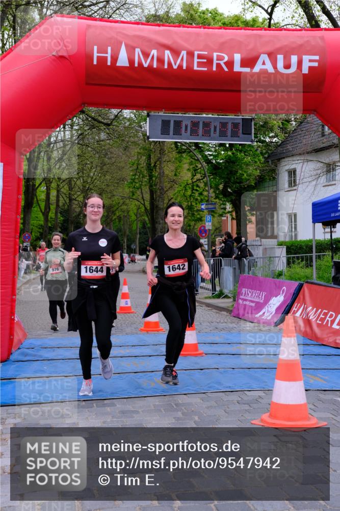 19.04.2026 - Hammer Lauf Tim E. http://msf.ph/oto/9547942 19.04.2026 12:52:52 Ziel 141, 307, 976, 977, 1642, 1644 meine-sportfotos.de