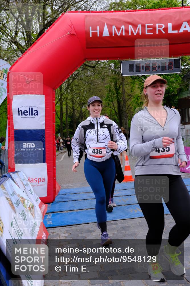 19.04.2026 - Hammer Lauf Tim E. http://msf.ph/oto/9548129 19.04.2026 12:53:27 Ziel 434, 435, 436, 499, 1606 meine-sportfotos.de