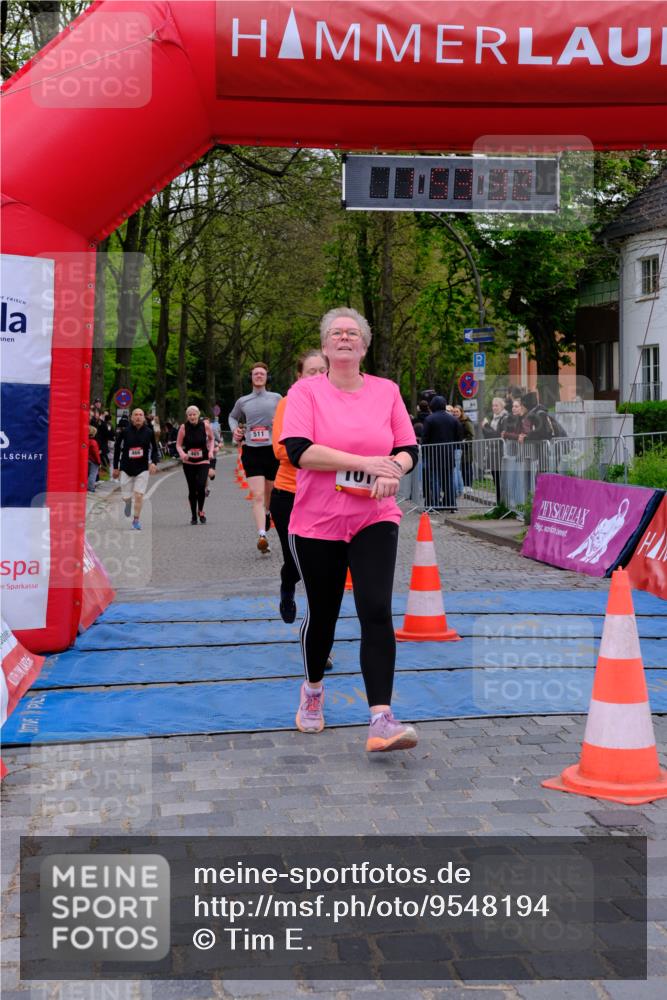 19.04.2026 - Hammer Lauf Tim E. http://msf.ph/oto/9548194 19.04.2026 12:53:39 Ziel 383, 465, 511, 1017 meine-sportfotos.de