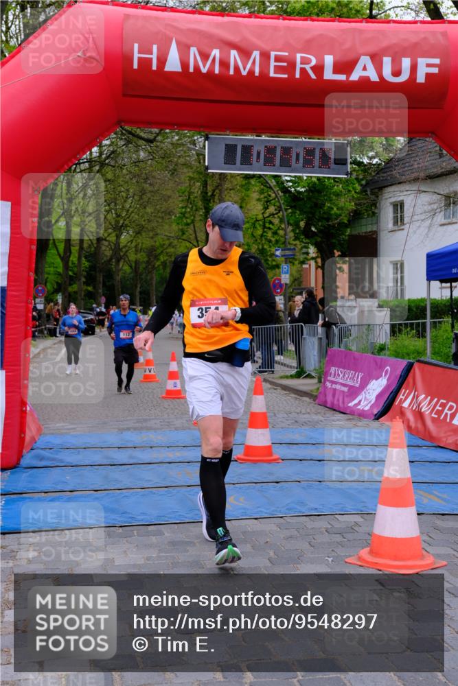 19.04.2026 - Hammer Lauf Tim E. http://msf.ph/oto/9548297 19.04.2026 12:54:58 Ziel 112, 326, 354, 928, 1894 meine-sportfotos.de