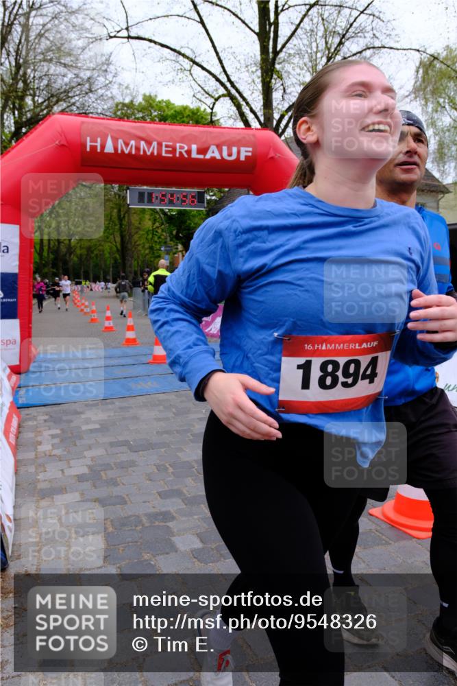 19.04.2026 - Hammer Lauf Tim E. http://msf.ph/oto/9548326 19.04.2026 12:55:04 Ziel 112, 326, 539, 864, 928, 1894 meine-sportfotos.de