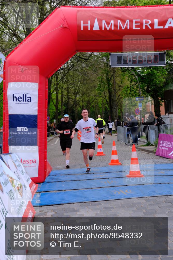 19.04.2026 - Hammer Lauf Tim E. http://msf.ph/oto/9548332 19.04.2026 12:55:08 Ziel 326, 539, 864, 933, 1612 meine-sportfotos.de