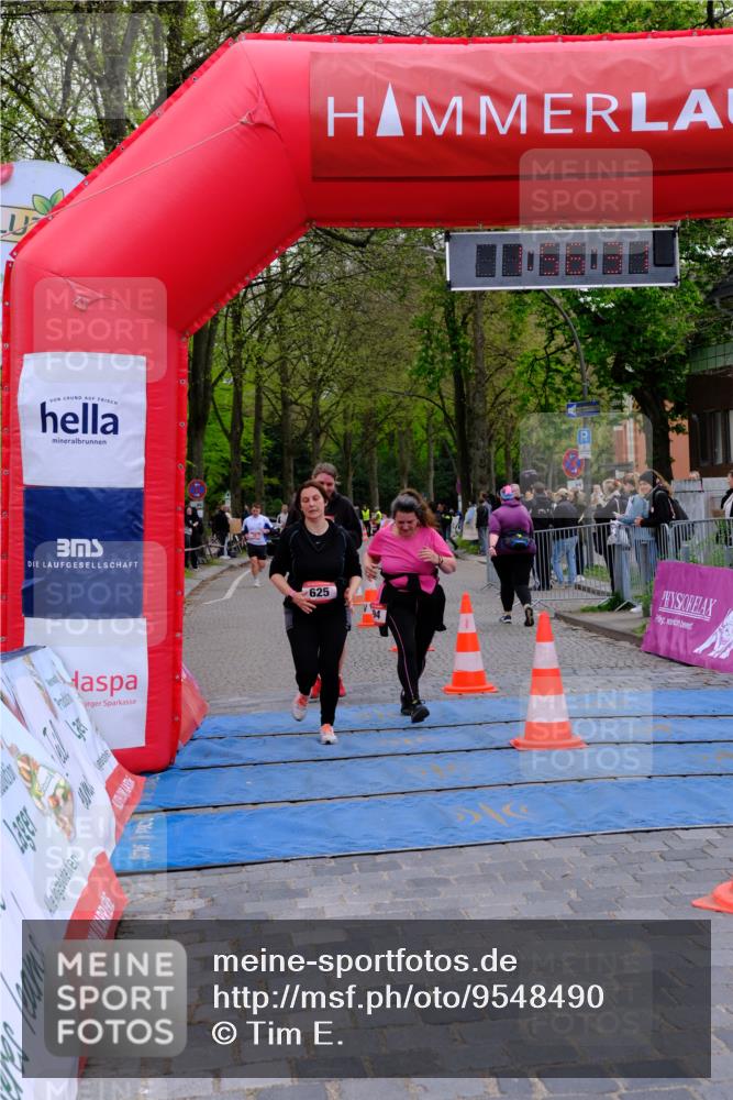 19.04.2026 - Hammer Lauf Tim E. http://msf.ph/oto/9548490 19.04.2026 12:56:39 Ziel 12, 194, 625, 1012, 1907 meine-sportfotos.de