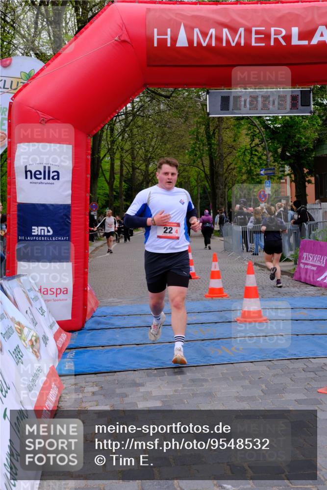 19.04.2026 - Hammer Lauf Tim E. http://msf.ph/oto/9548532 19.04.2026 12:56:46 Ziel 12, 22, 637 meine-sportfotos.de