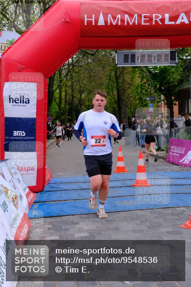 19.04.2026 - Hammer Lauf Tim E. http://msf.ph/oto/9548536 19.04.2026 12:56:46 Ziel 12, 22, 637 meine-sportfotos.de
