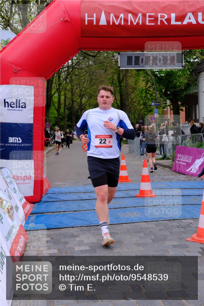 19.04.2026 - Hammer Lauf Tim E. http://msf.ph/oto/9548539 19.04.2026 12:56:47 Ziel 12, 22, 549, 637 meine-sportfotos.de