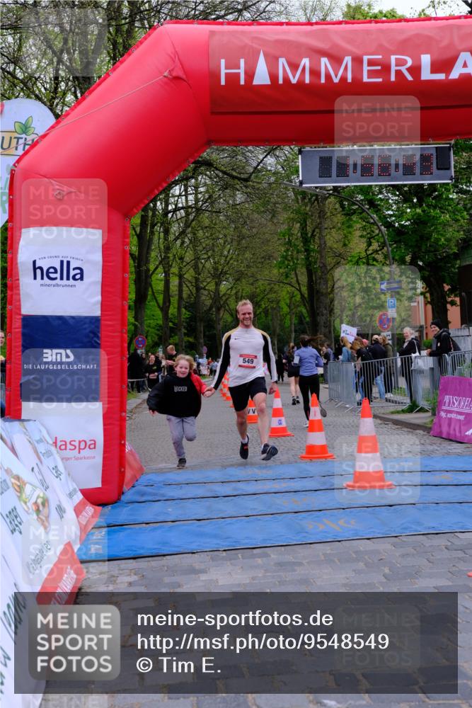 19.04.2026 - Hammer Lauf Tim E. http://msf.ph/oto/9548549 19.04.2026 12:56:51 Ziel 22, 181, 549, 637 meine-sportfotos.de