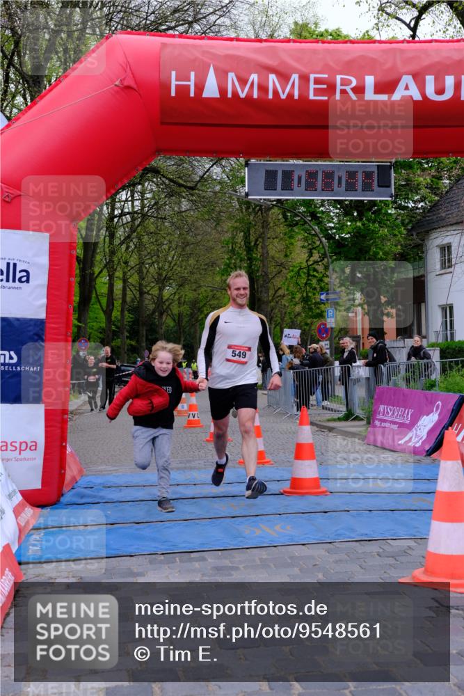 19.04.2026 - Hammer Lauf Tim E. http://msf.ph/oto/9548561 19.04.2026 12:56:52 Ziel 181, 549, 637 meine-sportfotos.de