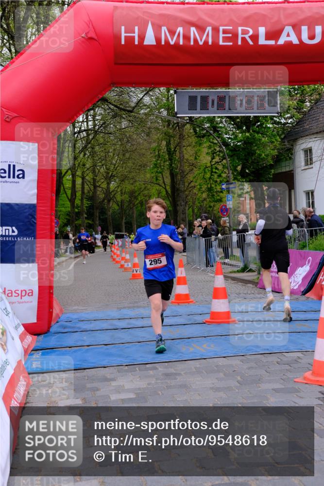 19.04.2026 - Hammer Lauf Tim E. http://msf.ph/oto/9548618 19.04.2026 12:57:13 Ziel 295, 333 meine-sportfotos.de