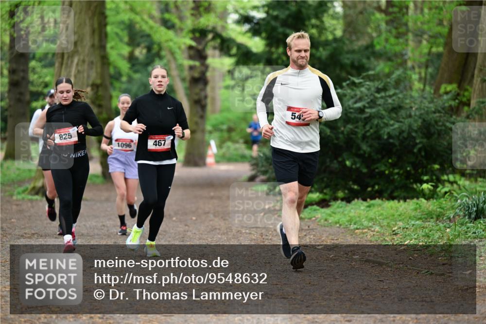 19.04.2026 - Hammer Lauf Dr. Thomas Lammeyer http://msf.ph/oto/9548632 19.04.2026 11:33:16 Laufen 825, 1096, 467 meine-sportfotos.de