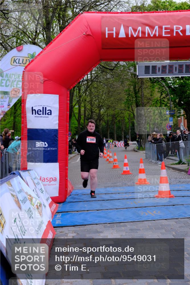 19.04.2026 - Hammer Lauf Tim E. http://msf.ph/oto/9549031 19.04.2026 12:59:54 Ziel 609, 614, 1280 meine-sportfotos.de
