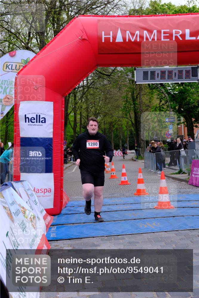 19.04.2026 - Hammer Lauf Tim E. http://msf.ph/oto/9549041 19.04.2026 12:59:55 Ziel 609, 614, 1280 meine-sportfotos.de