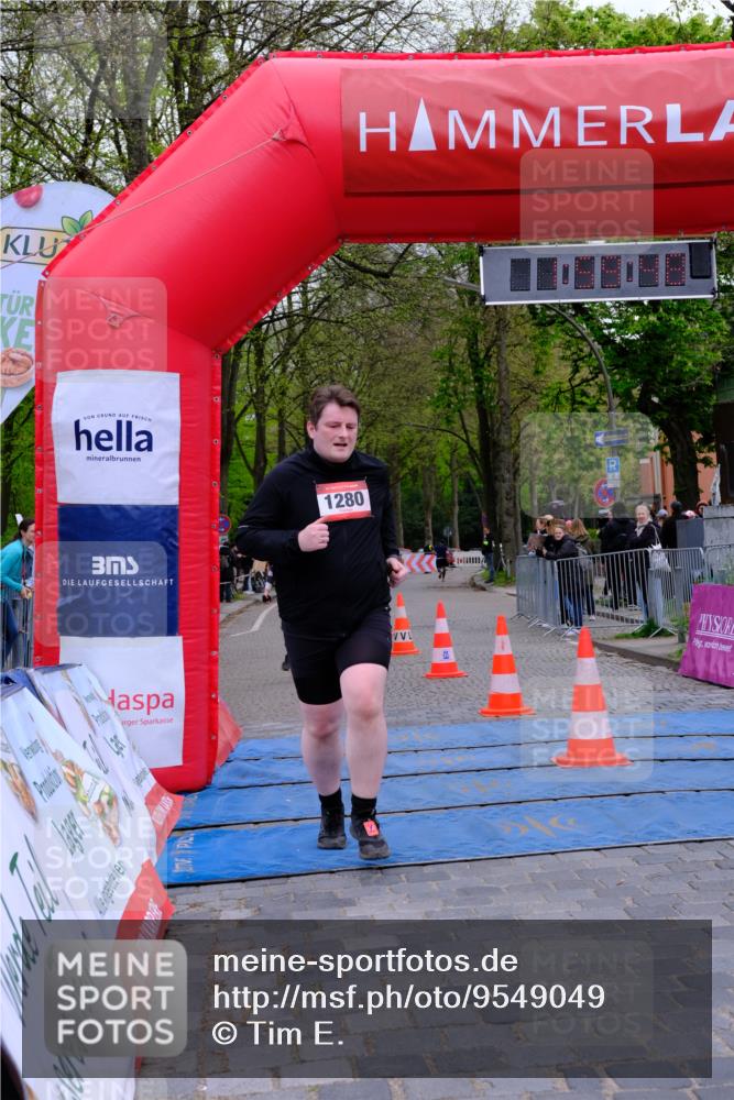 19.04.2026 - Hammer Lauf Tim E. http://msf.ph/oto/9549049 19.04.2026 12:59:55 Ziel 609, 614, 1280 meine-sportfotos.de